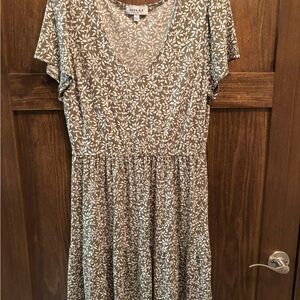 Gilli Women's Green Leaf Print Above Knee Dress